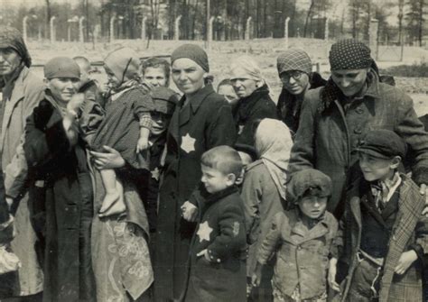 "Dzieci w KL Auschwitz" - Międzynarodowe Centrum Edukacji o Auschwitz i