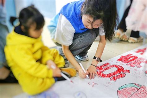 邵阳学院“天使之翼”志愿服务团助力“星星孩子”绘就心灵画卷 邵阳学院