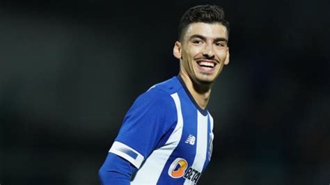 Fc Porto Andr Franco Recebe Pr Mio M Rito E Valores Porto Pelo Jogo