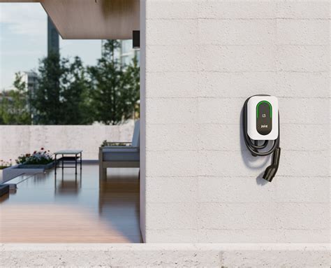 Drivers find portsmouth park and ride has free EV chargers 4