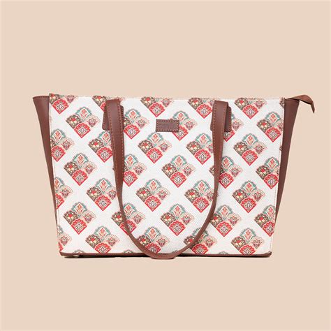 Seashell Motif White Office Tote Bag Zouk