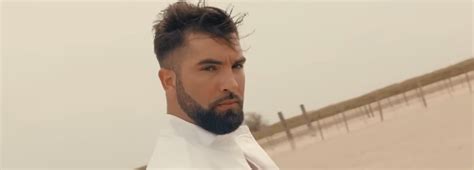 Bless Par Balle Le Chanteur Kendji Girac Entre La Vie Et La Mort