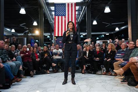 Nikki Haley tells Iowa caucusgoers considering Trump to 'look forward'