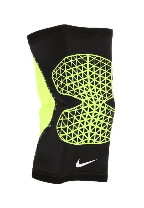 Top 10 Best Basketball Knee Pads of 2024 - TenTarget.com