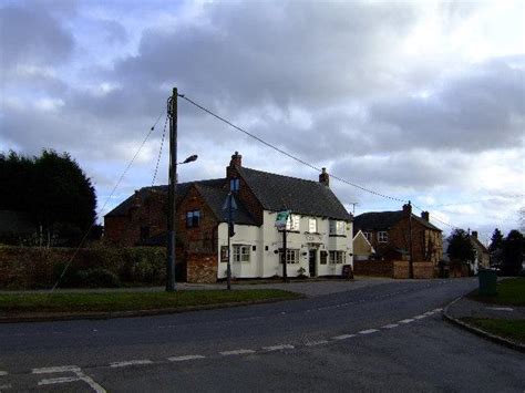 The Swan, Milton Keynes Public House / Bar / Inn Reviews, Deals & Offers