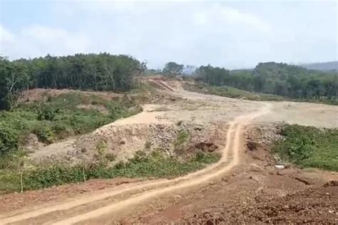 Mangkrak Lokasi Peletakan Batu Pertama Jalan Tol Di Pekutatan Denpost