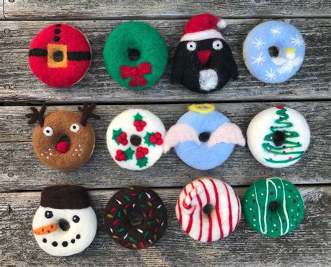 20 Doughnut Christmas Tree Decoration