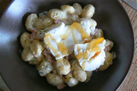 AGRIBELLE Gnocchis au chèvre miel lardons