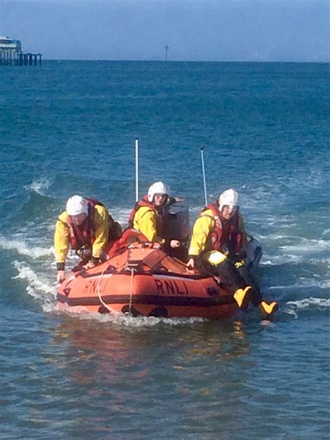 Llandudno Rnli Lifeboat Crew Brings Man To Safety Rnli