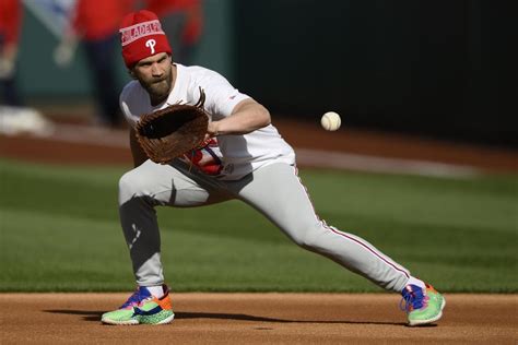 Phillies Bryce Harper Hits Three Home Runs In Win Against Cincinnati Perigon