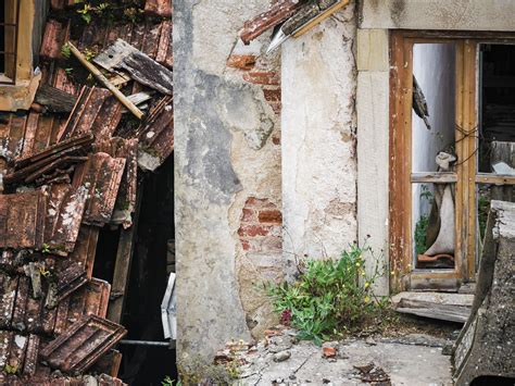 Kostenlose Foto Holz Haus Fenster Alt Gasse Zuhause Mauer Dorf