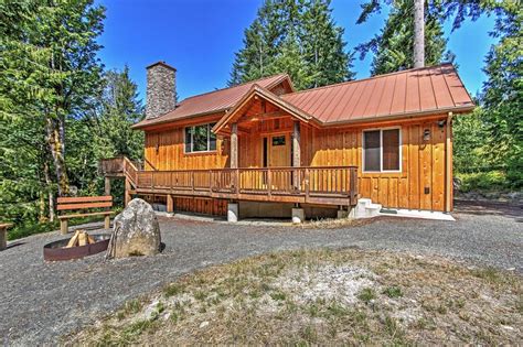 Right Arm Ranch 3BR Port Angeles Cabin Has Mountain Views And Air