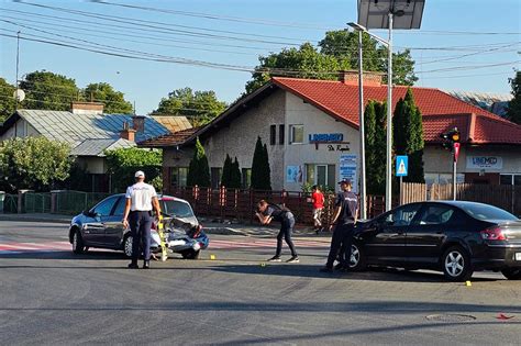 Accident N C Mpina Pe Bulevardul Nicolae B Lcescu O Femeie I Un