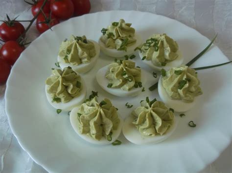 Hellena Din Bucataria Mea Oua Umplute Cu Pasta De Avocado