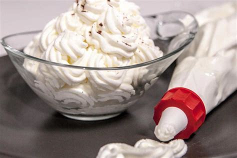 Con solo 2 ingredientes Descubre cómo preparar crema chantilly para