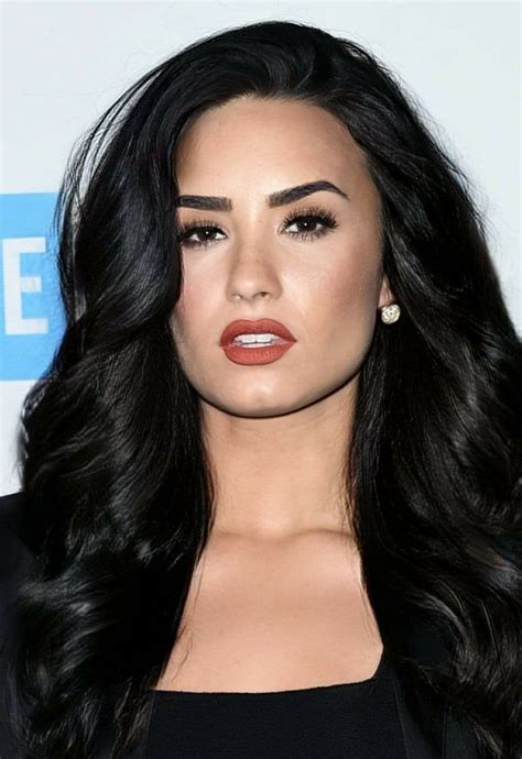 Demi Lovato Makeup Demi Lovato Pictures Thick Hair Styles Black Hair