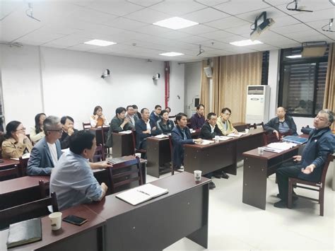 学校举办2023年师范类专业认证迎评工作培训会