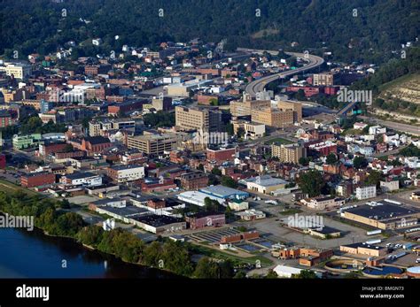 Above View Above Wheeling West Virginia Ohio River Stock Photo Alamy