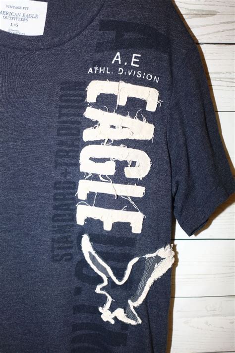 American Eagle Men Sz L Large Vintage Fit Cotton Blend Distressed Blue