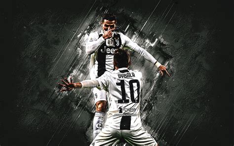 Ronaldo And Dybala Sport Cris Juventus Fc Dybala Turin Footballers