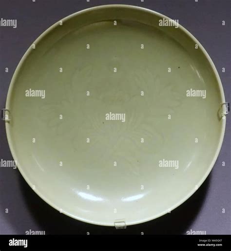 Qing Dish Hi Res Stock Photography And Images Alamy