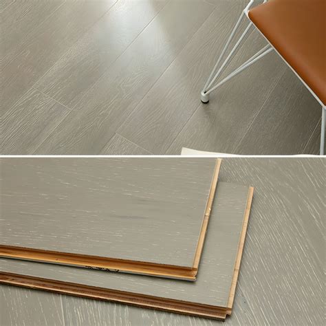 Modern Medium Laminate Flooring Natural Oak Laminate Plank Flooring