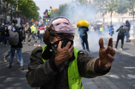 O Empenho Manifesta O Protesto Dos Coletes Amarelos No Dia Do