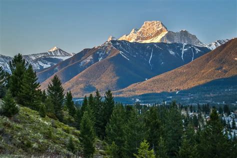 11 Breathtaking Hiking Trails in Canmore, Alberta