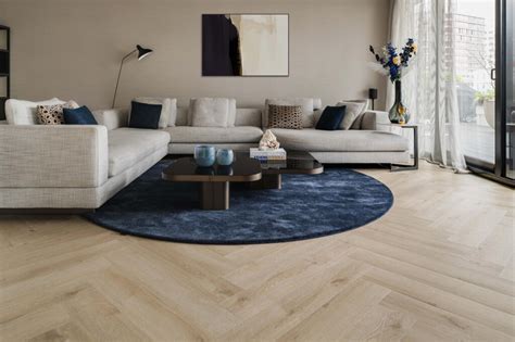 Elegant Penthouse Therdex Lvt Floors