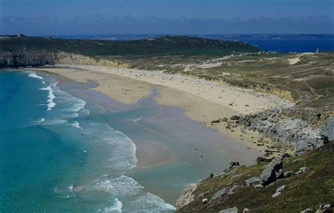 Finistère Une famille emportée par le courant le père décède