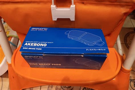 Тормозные колодки AKEBONO (перед) — Honda Accord (7G), 2,4 л, 2003 года ...