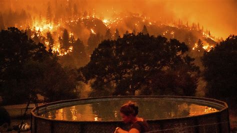 El Incendio Forestal Más Grande Del Año En California Se Cobra La Vida