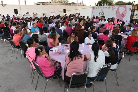 Llevan campaña de prevención del cáncer de mama a las mujeres del