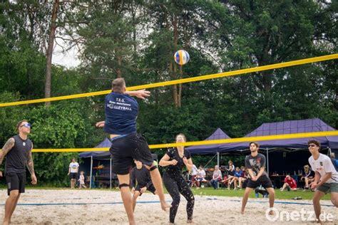 14 Teams Bei Turnier Der TSG Beachvolleyballer Onetz