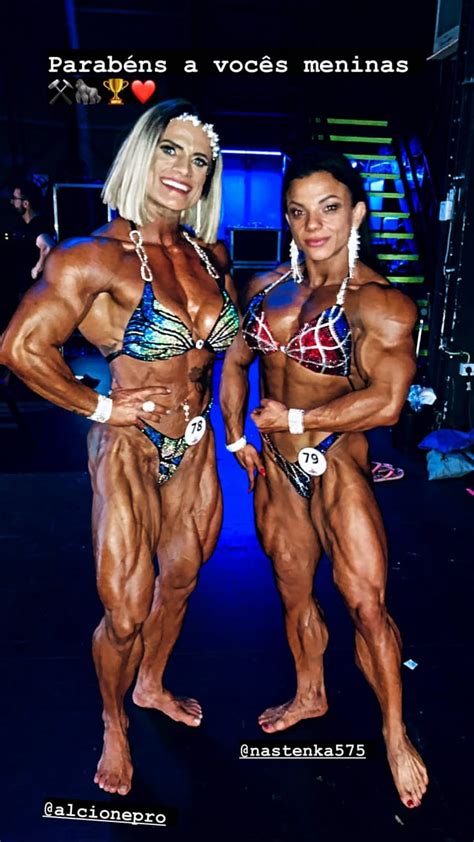 Alcione Barreto, Anastasia Leonova : r/musclegirlsflexing