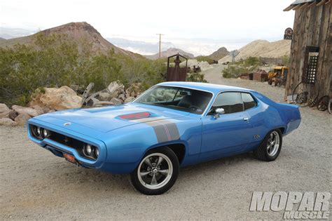 1972 Plymouth Road Runner Gtx Exclusive Photos Hot Rod Network