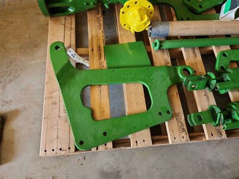 John Deere Front Dual Rockshaft Assembly Aumann Auctions Inc