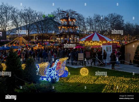 Seattle Christmas Market scene with the Christmas Pyramid, Santa s ...