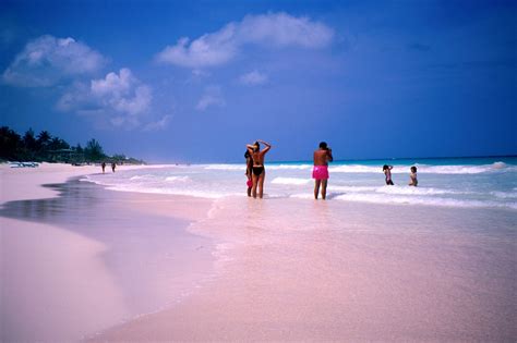 The Unique Pink Sands Beach in Harbour Island, the Bahamas - Places To See In Your Lifetime