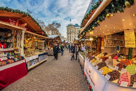 Christmas Markets In Budapest Lydia Timmie