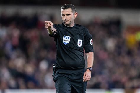 Top Best Referees In Football Insidesport