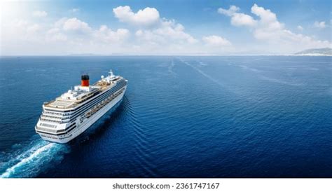 Generic Cruise Ship Image Stock Photos and Pictures - 716 Images ...