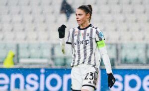 Juventus Women Ufficiale Il Rinnovo Di Cecilia Salvai Fino Al 2026