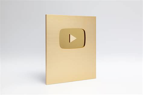 Youtube เปิดตัว The Red Diamond Creator Award รางวัลสำหรับช่องที่มี คน