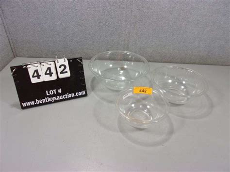 SET: 3 PYREX GLASS MIXING BOWL SET - CLEAR - Bentley & Associates, LLC