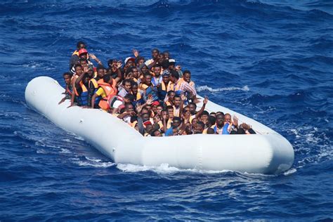 Naufrage De Migrants Une Honte Pour Le Pape Fran Ois