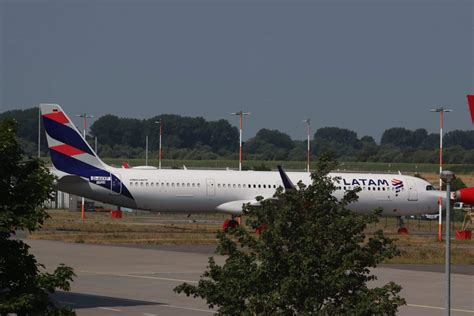 Surge O Primeiro Airbus A Neo Da Latam Brasil Aeroflap