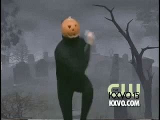 Dancing Spooky GIF - Dancing Spooky Scary - Discover & Share GIFs