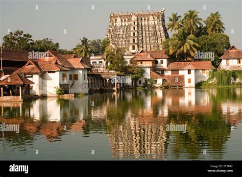 Padmanabhaswamy temple architecture hi-res stock photography and images - Alamy