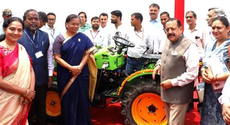 First Indigenous Etractor Dr Jitendra Singh Launches The Samikhsya